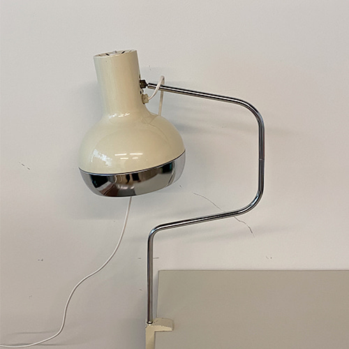industrial desk lamp